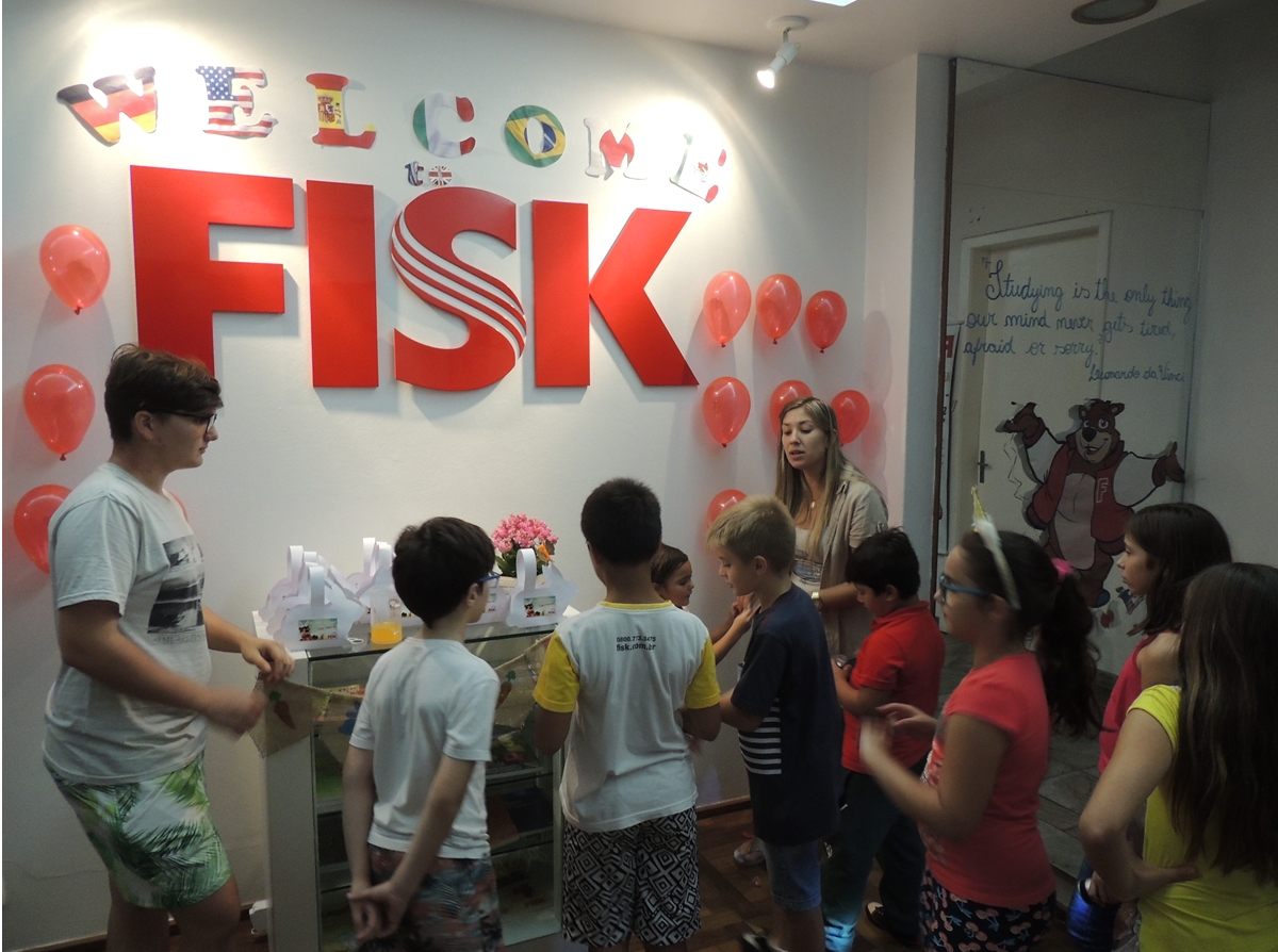 Fisk Cachoeira do Sul - RS - Pajama Party and Easter Egg Hunt