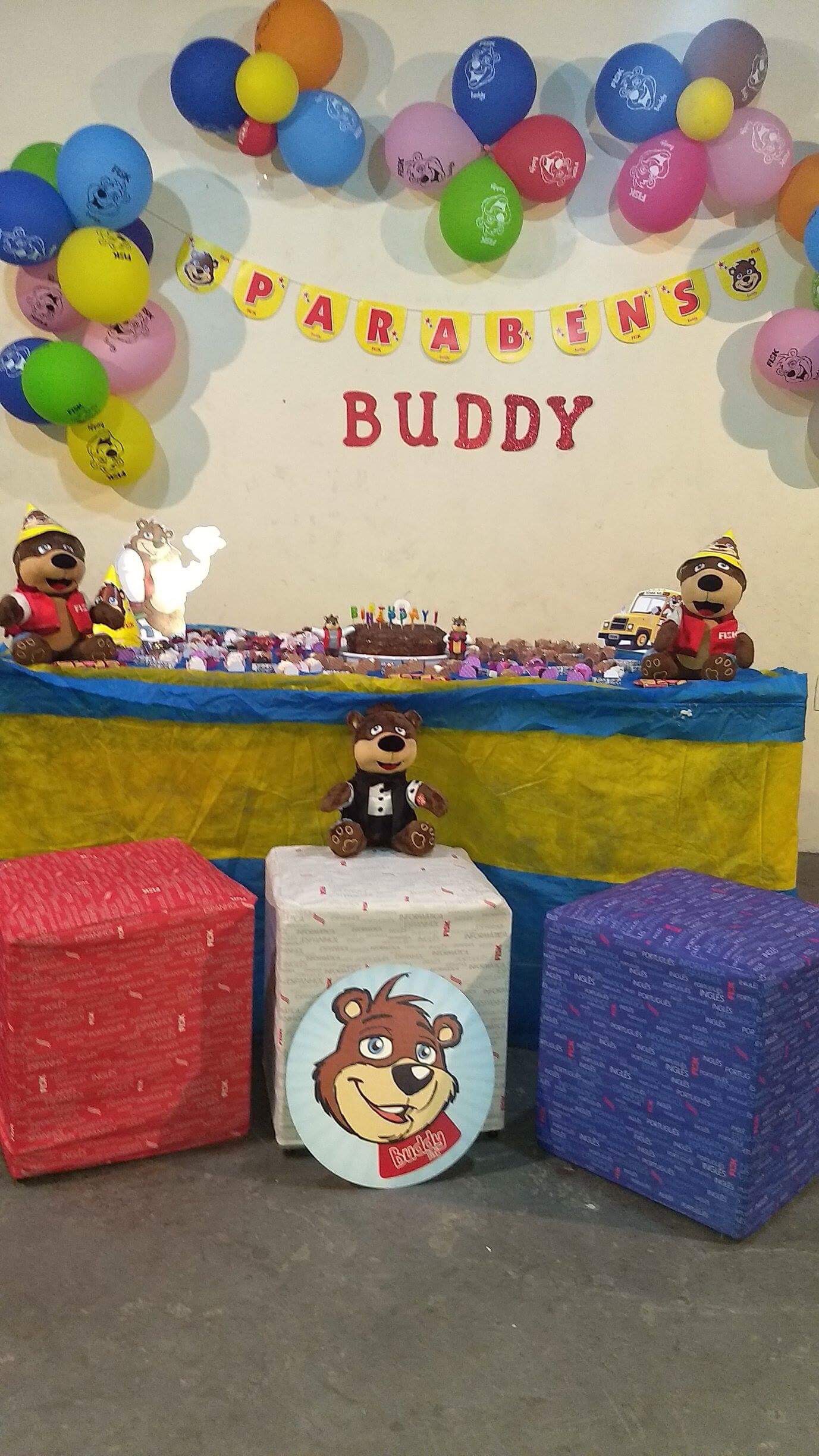 Fisk Niterói (Piratininga)/ RJ: Ação Festa do Buddy