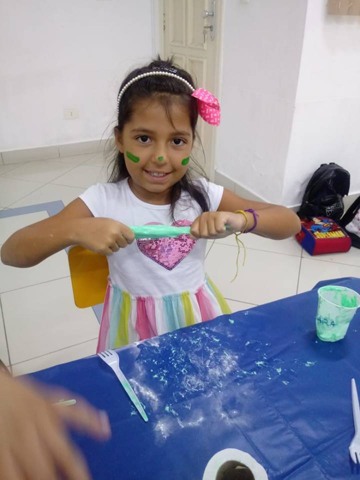 Fisk Taubaté e Caçapava/SP - Comemorando o "St. Patrick"s Day" fazendo "slime"