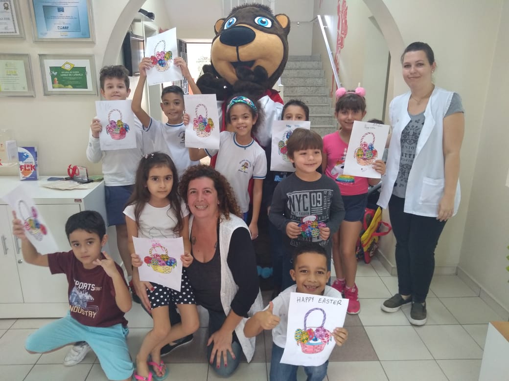 Fisk Ipiranga/SP - Caça aos ovos