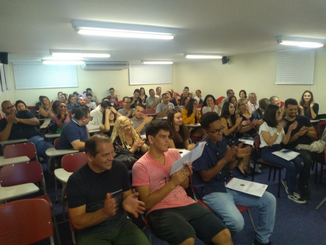 Fisk Santo André 4/SP – Entrega de certificados para os  alunos