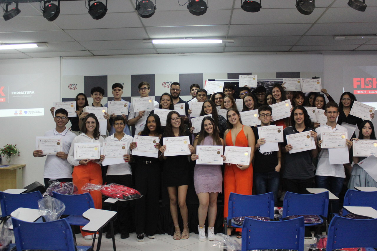 Caçapava/SP - Formatura MET e SIELE