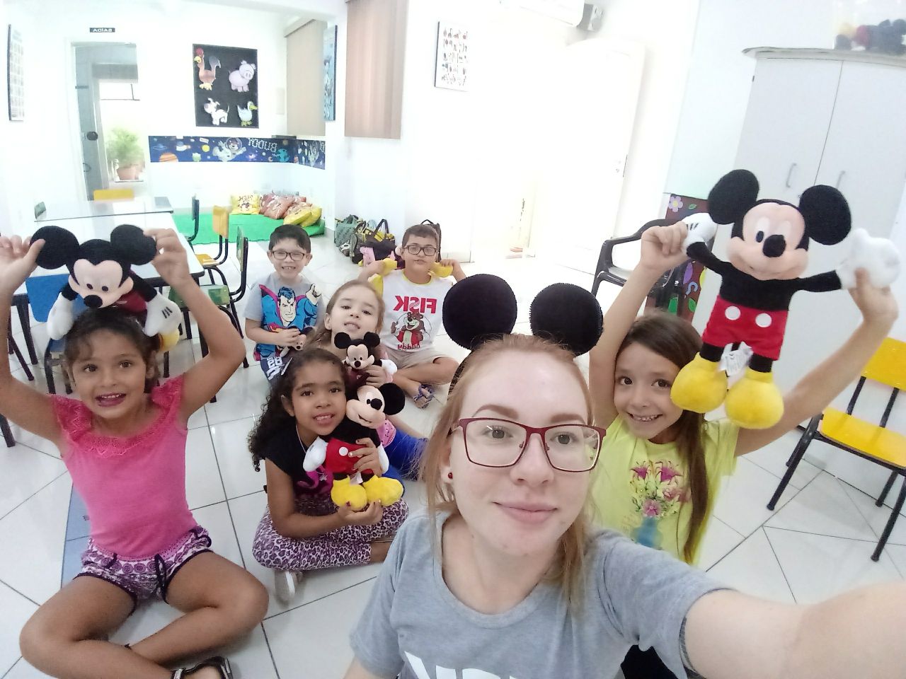 Fisk Taubaté/SP - Trabalhando atividade lúdica em sala de aula com as crianças