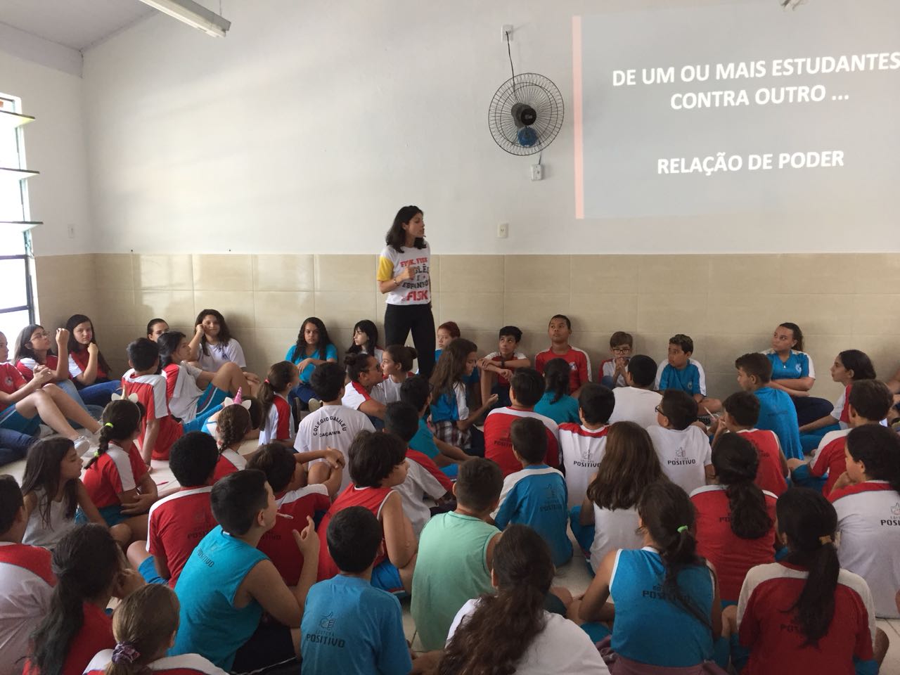 Fisk Taubaté/SP - Bate-papo com nossa equipe sobre bullying na escola parceira